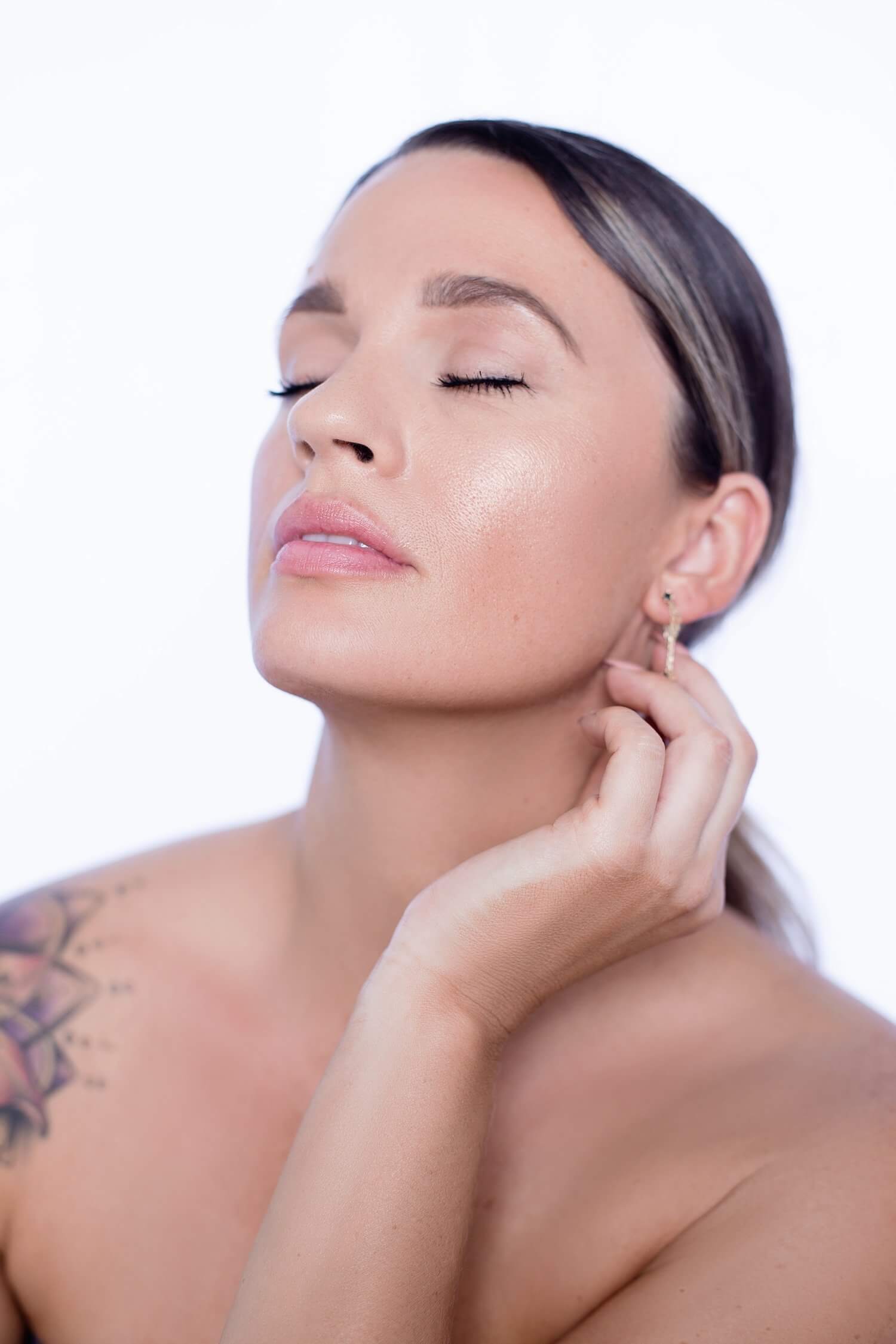 FRESH MAKEUP TRENDS FOR THIS SEASON | BEAUTY WITH KATIE 2