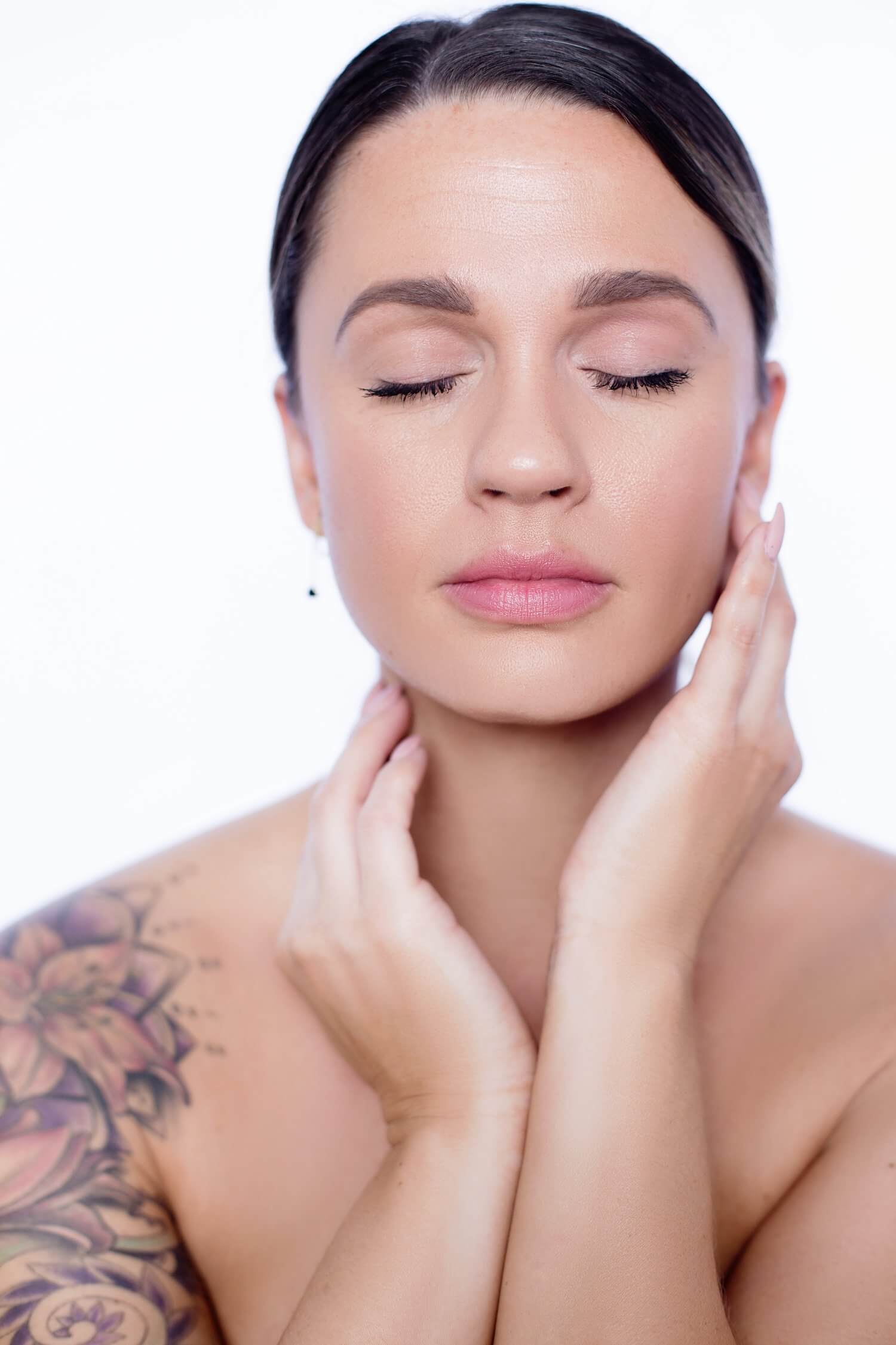 FRESH MAKEUP TRENDS FOR THIS SEASON | BEAUTY WITH KATIE 1