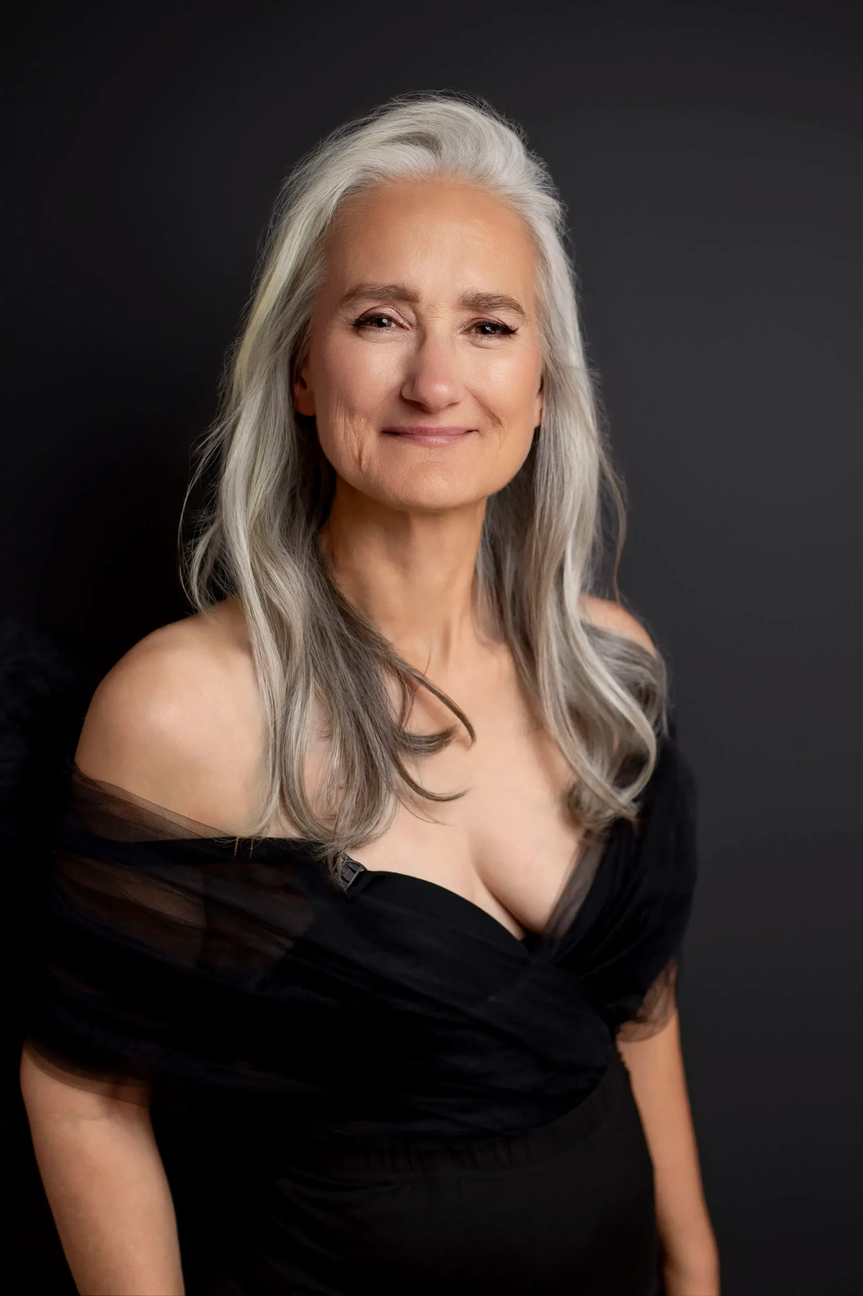 Velda’s Empowered Mama Session: Strength, Beauty, and the Gift of Being Seen 10